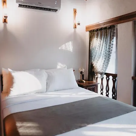 Yesil Ev Cafe & Boutique Bed & Breakfast
