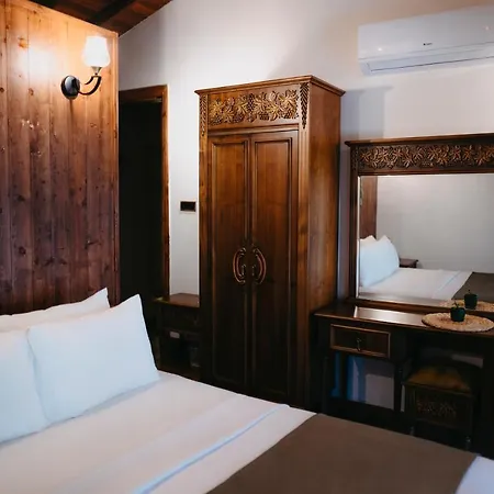 Yesil Ev Cafe & Boutique Bed & Breakfast